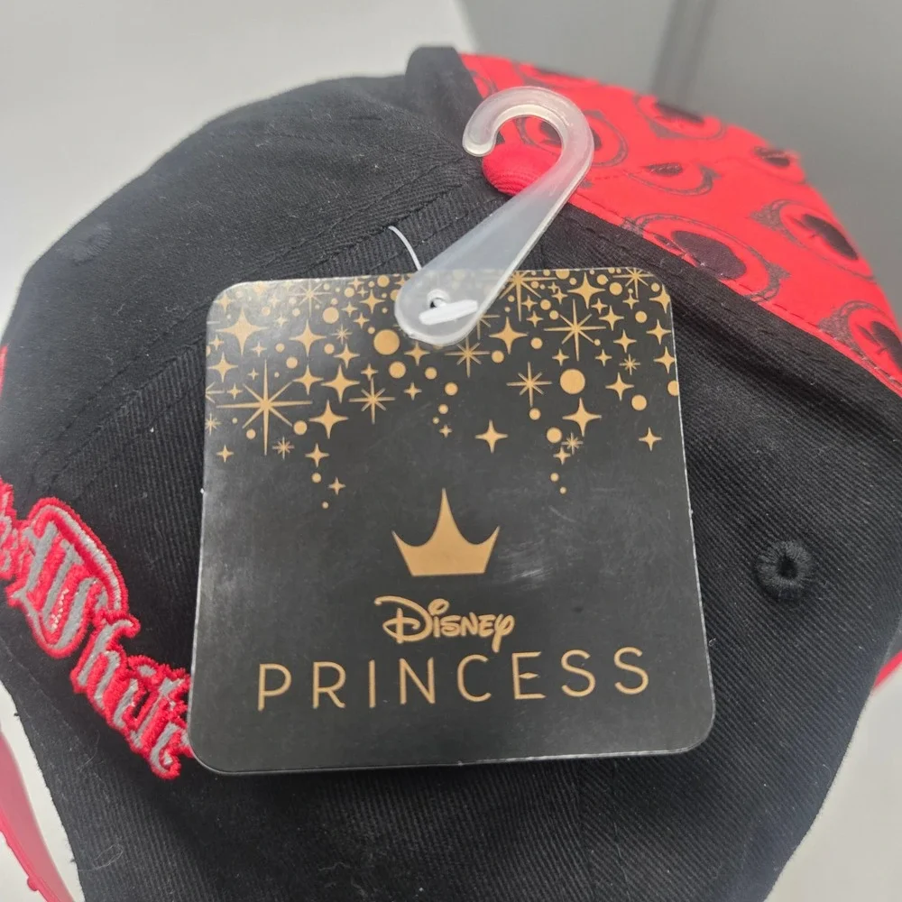 Disney Princess Snow White Snapback Hat Black Red Just One‎ Bite ECPS6023AMC NEW